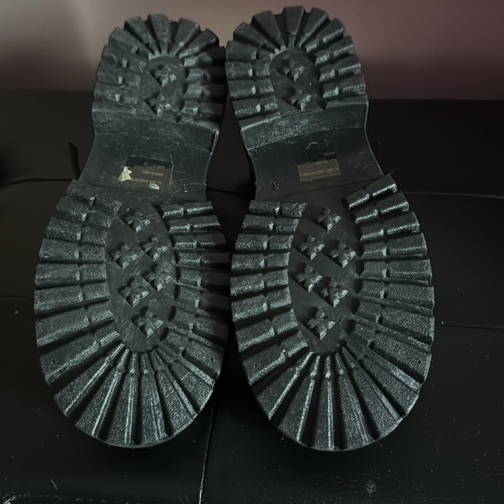 Wild Diva Black Platform Mary Jane Shoes - Picture 4 of 4